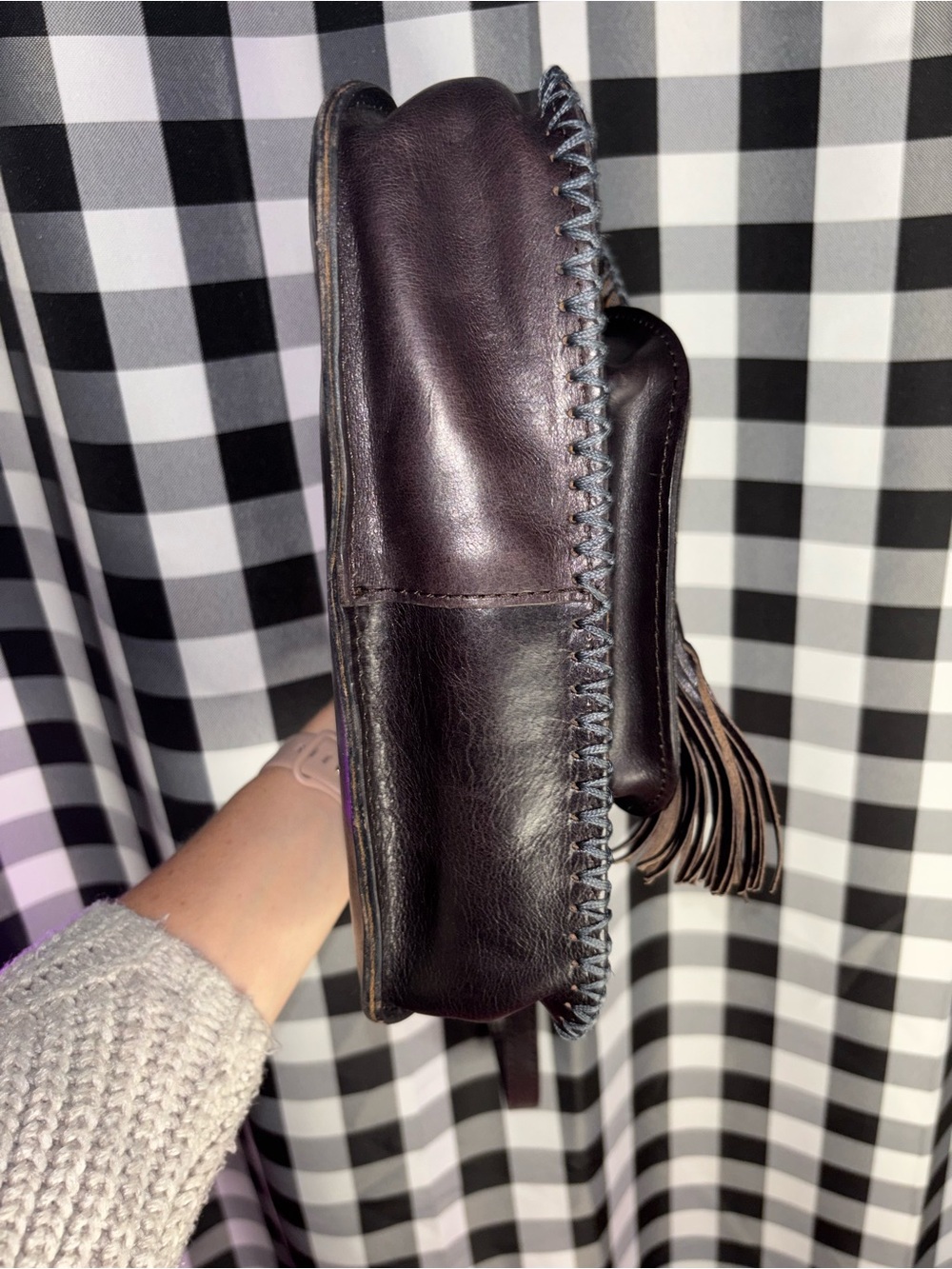 Patricia Nash Beaumont Black Tooled Leather Crossbody Bag - Picture 5 of 9
